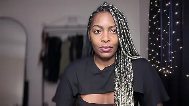 marisilva br online show from 19, 11, 2025