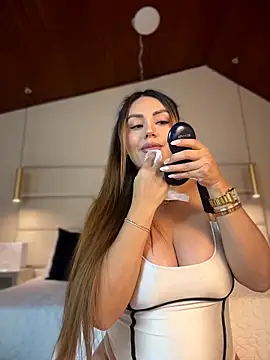 Snapshot of Miss_ary chatting on 7, 3, 2026 Miss ary online show from 7, 3, 2026