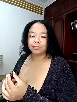 Snapshot of XMara chatting on 24, 1, 2025 XMara online show from 24, 1, 2025