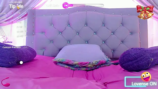 Snapshot of SexyJuliii21 chatting on 8, 1, 2025 SexyJuliii21 online show from 8, 1, 2025