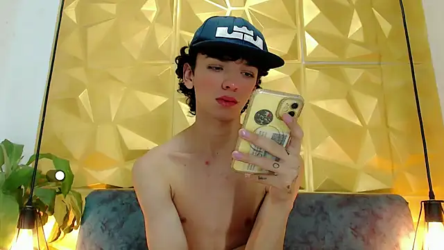 Snapshot of SexyJuliii21 chatting on 21, 1, 2025 SexyJuliii21 online show from 21, 1, 2025