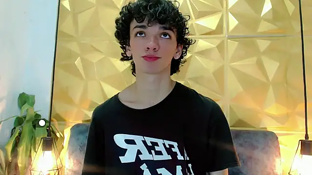 Snapshot of SexyJuliii21 chatting on 10, 2, 2025 SexyJuliii21 online show from 10, 2, 2025