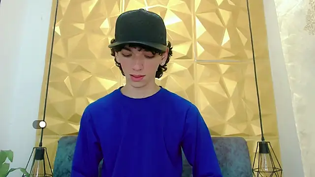 Snapshot of SexyJuliii21 chatting on 4, 3, 2025 SexyJuliii21 online show from 4, 3, 2025