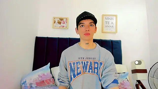 Snapshot of SexyJuliii21 chatting on 20, 9, 2025 SexyJuliii21 online show from 20, 9, 2025