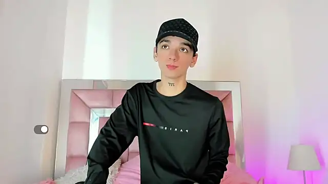 Snapshot of SexyJuliii21 chatting on 26, 9, 2025 SexyJuliii21 online show from 26, 9, 2025