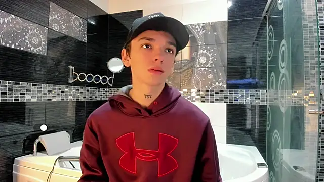 Snapshot of SexyJuliii21 chatting on 7, 10, 2025 SexyJuliii21 online show from 7, 10, 2025