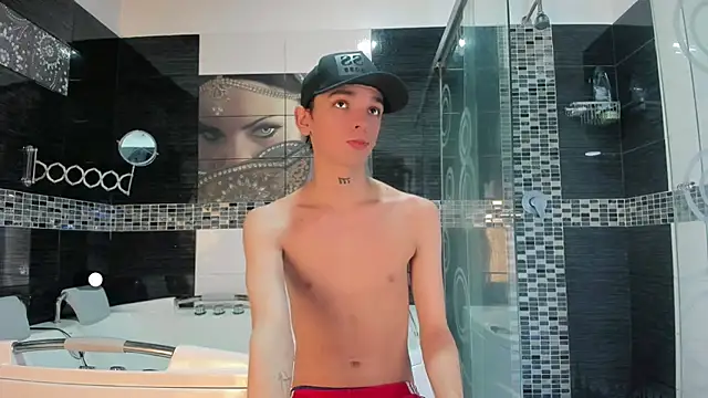 Snapshot of SexyJuliii21 chatting on 26, 10, 2025 SexyJuliii21 online show from 26, 10, 2025