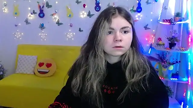 TinaRedly online show from 3, 4, 2026