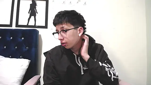  Thomas hot  online show from 13, 9, 2025