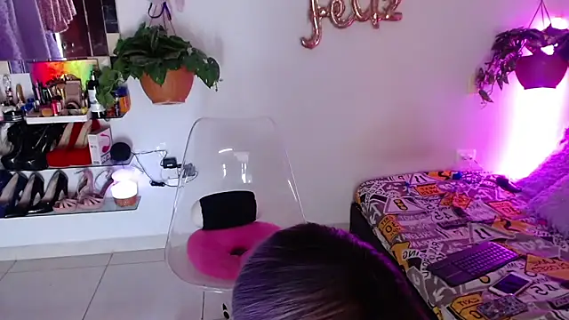 Laveneno ortiz07 online show from 18, 11, 2025