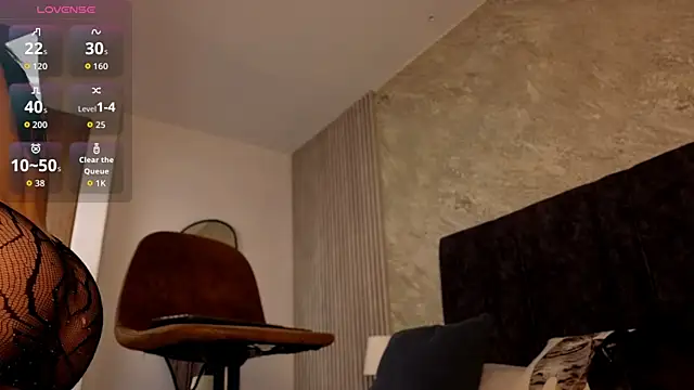 lola  sweetx online show from 4, 4, 2026