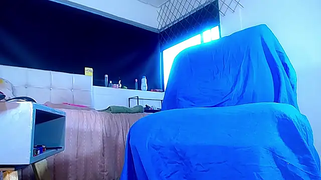 Snapshot of bellatrixx_69 chatting on 21, 11, 2025 bellatrixx 69 online show from 21, 11, 2025