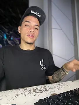 Osiiriis online show from 2, 3, 2025