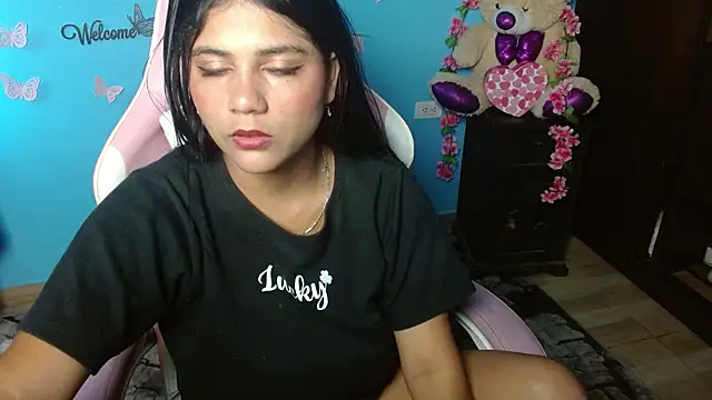 Candela-Smith online show from 12, 4, 2026