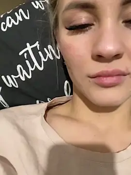 Snapshot of DreamGirl-777 chatting on 9, 12, 2024 DreamGirl-777 online show from 9, 12, 2024