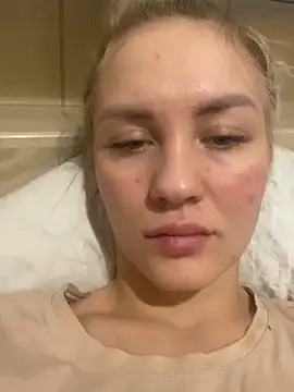 Snapshot of DreamGirl-777 chatting on 6, 1, 2025 DreamGirl-777 online show from 6, 1, 2025