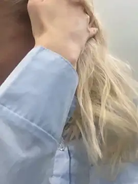 Snapshot of DreamGirl-777 chatting on 20, 1, 2025 DreamGirl-777 online show from 20, 1, 2025