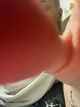 Snapshot of DreamGirl-777 chatting on 28, 1, 2025 DreamGirl-777 online show from 28, 1, 2025