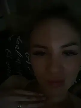 Snapshot of DreamGirl-777 chatting on 4, 2, 2025 DreamGirl-777 online show from 4, 2, 2025