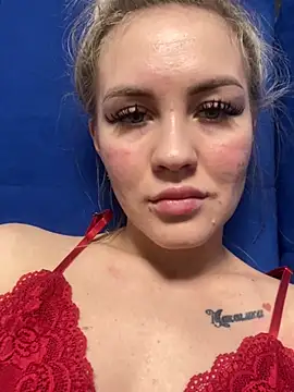 Snapshot of DreamGirl-777 chatting on 6, 2, 2025 DreamGirl-777 online show from 6, 2, 2025