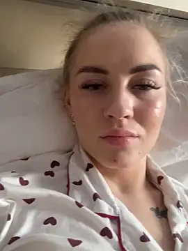 Snapshot of DreamGirl-777 chatting on 19, 2, 2025 DreamGirl-777 online show from 19, 2, 2025