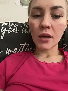 Snapshot of DreamGirl-777 chatting on 3, 3, 2025 DreamGirl-777 online show from 3, 3, 2025