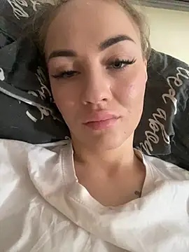 Snapshot of DreamGirl-777 chatting on 20, 3, 2025 DreamGirl-777 online show from 20, 3, 2025