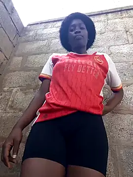 Swirly blac online show from 19, 11, 2025