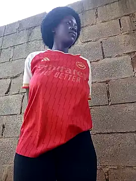 Swirly blac online show from 23, 11, 2025