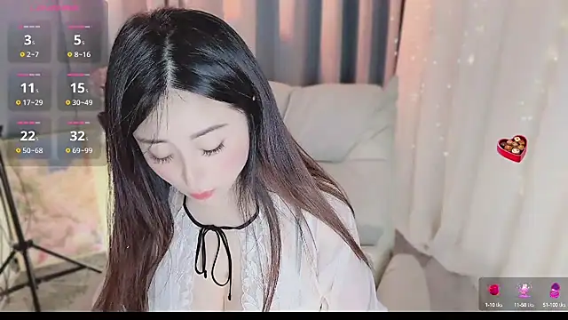 Snapshot of Liiniie-Lovers chatting on 23, 2, 2025 Liiniie-Lovers online show from 23, 2, 2025