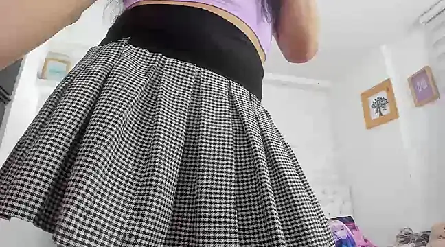 Ammy Queen online show from 8, 3, 2025