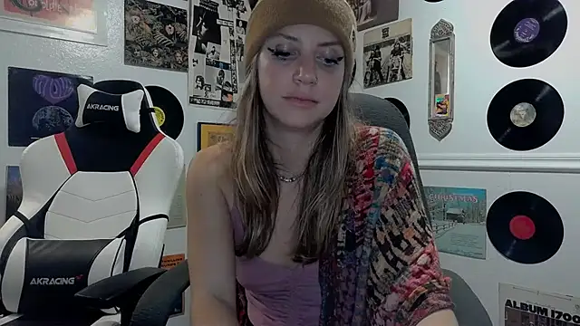 molly witha chance online show from 19, 1, 2025