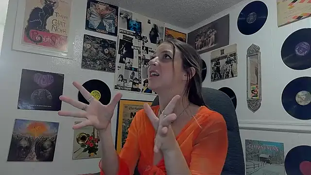 molly witha chance online show from 23, 1, 2025