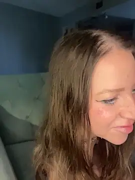 molly witha chance online show from 2, 5, 2026