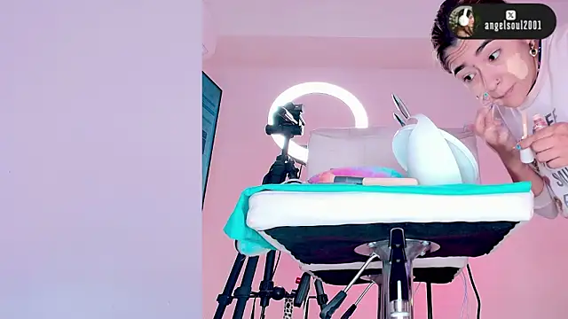 Angelst   online show from 5, 2, 2026