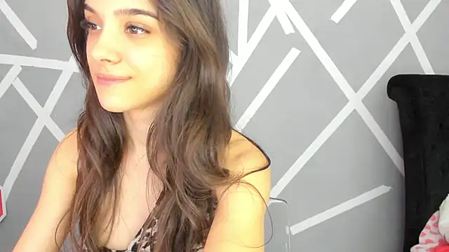 Snapshot of BabyAylin chatting on 6, 1, 2025 BabyAylin online show from 6, 1, 2025