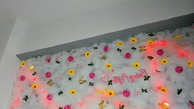 Snapshot of BabyAylin chatting on 11, 2, 2025 BabyAylin online show from 11, 2, 2025