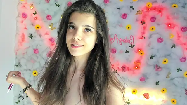 Snapshot of BabyAylin chatting on 18, 2, 2025 BabyAylin online show from 18, 2, 2025