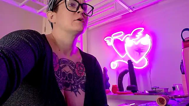 quinnmariexo online show from 17, 2, 2026