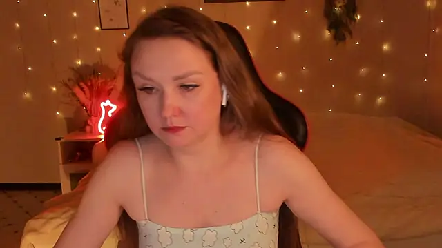 desperatehousewife   online show from 1, 3, 2026