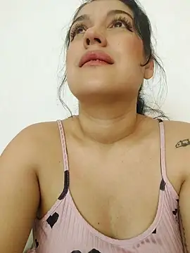 Sophie-hatter online show from 16, 2, 2025