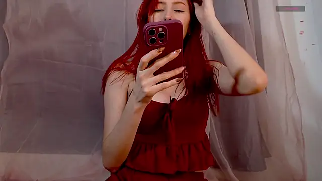 lanaturner  online show from 31, 1, 2025