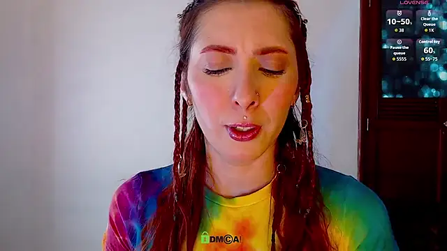 lanaturner  online show from 8, 10, 2025