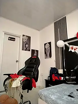 Natasha milf   online show from 24, 2, 2026