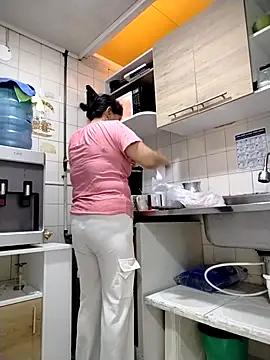 Natasha milf   online show from 24, 3, 2026