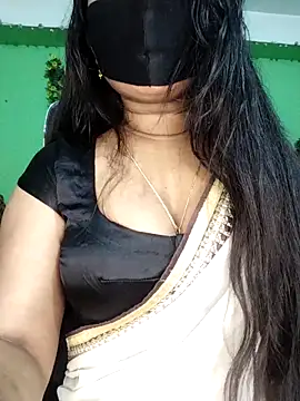 Idhika Paul online show from 29, 3, 2026