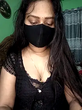 Snapshot of Idhika_Paul chatting on 18, 4, 2026 Idhika Paul online show from 18, 4, 2026