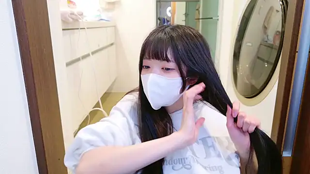 Snapshot of irohani_usagi chatting on 13, 1, 2025 irohani usagi online show from 13, 1, 2025