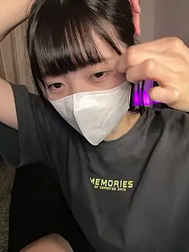 Snapshot of irohani_usagi chatting on 13, 10, 2025 irohani usagi online show from 13, 10, 2025