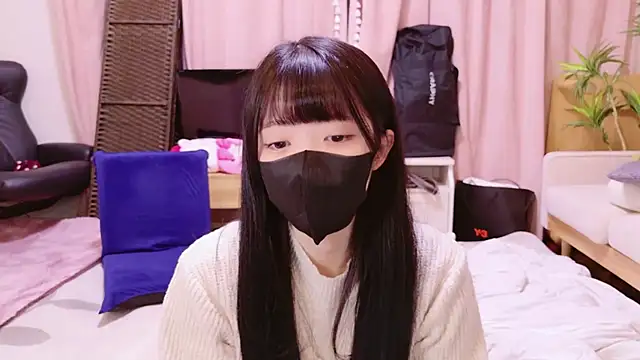 Snapshot of irohani_usagi chatting on 27, 10, 2025 irohani usagi online show from 27, 10, 2025